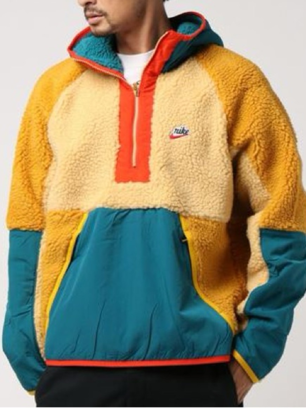 Nike Men’s Yellow & Teal Colorblock Sherpa Pullover